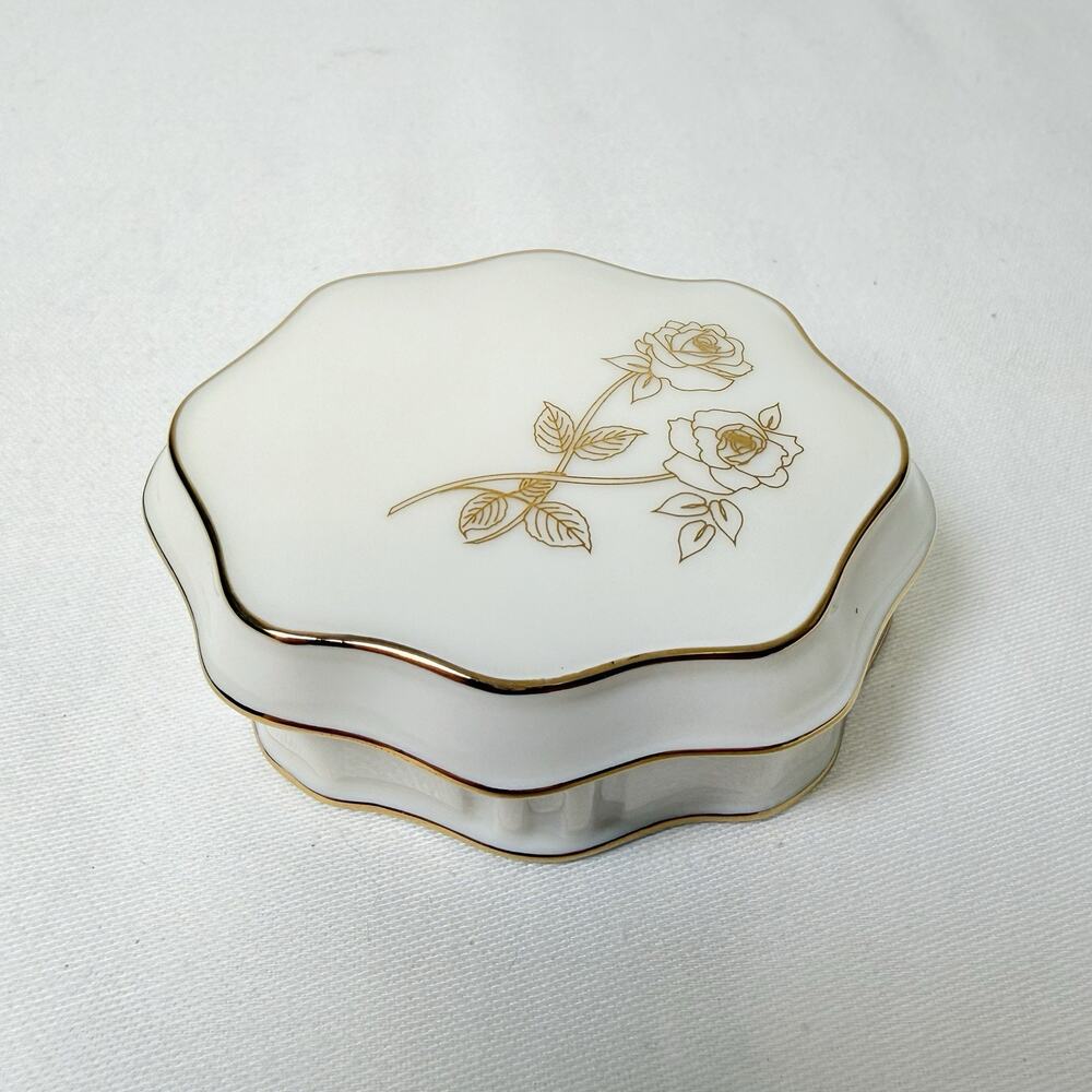 Royal Doulton Ivory Rose Trinket Box NIB Bridal Attn Gift